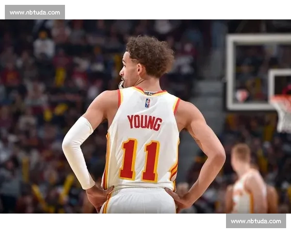 特雷杨领衔老鹰强攻篮网东部卡位战悬念拉满生死夜谁主沉浮走向