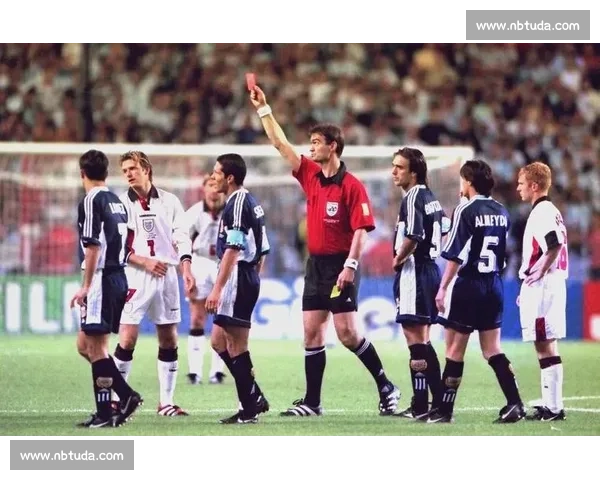 回顾2014世界杯巴西对阵荷兰三四名之战的荣耀与遗憾历史瞬间